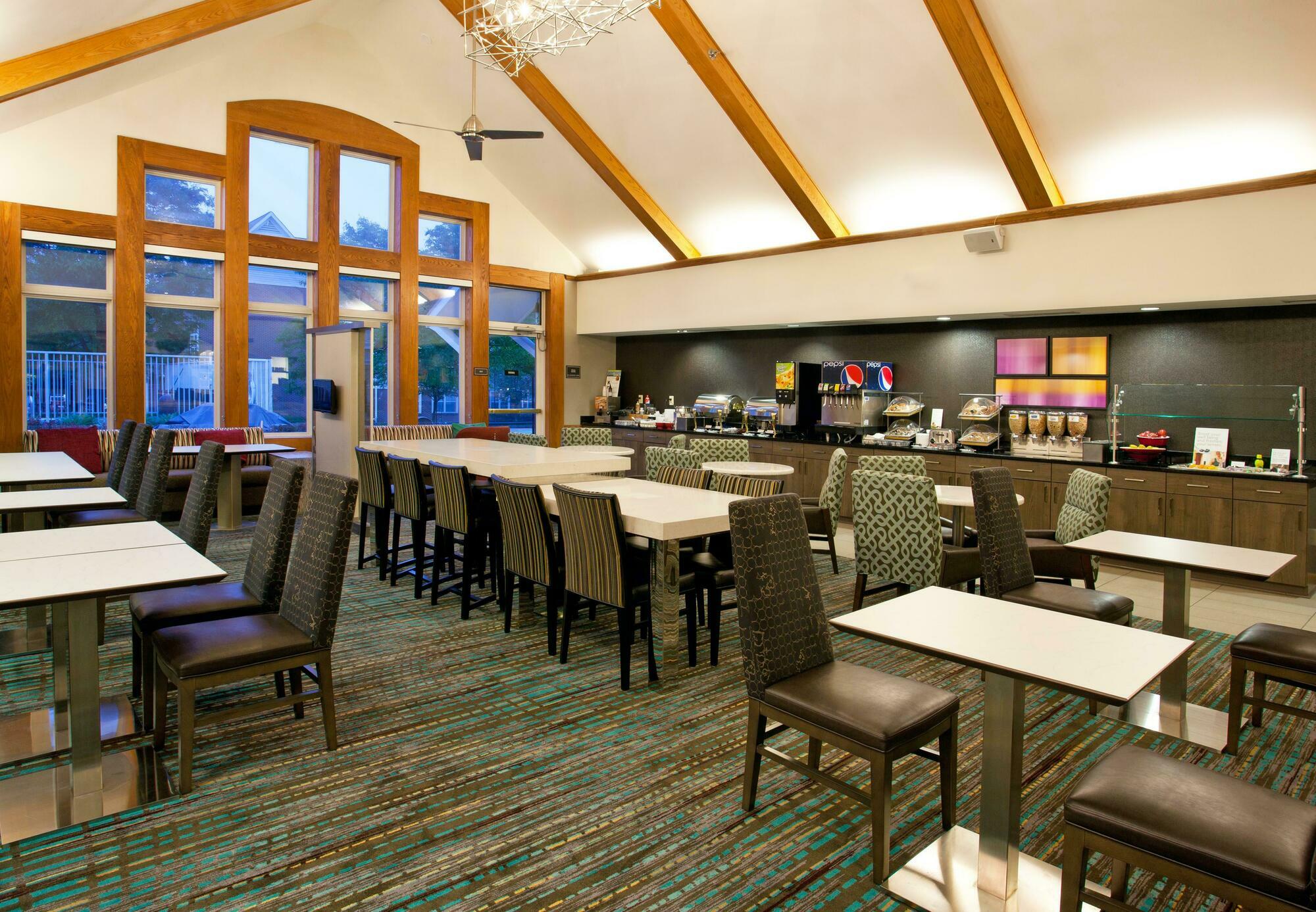 Residence Inn By Marriott Pittsburgh Airport Robinson Township Einrichtungen foto